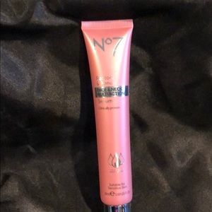 Boots No 7 face an neck Multiaction